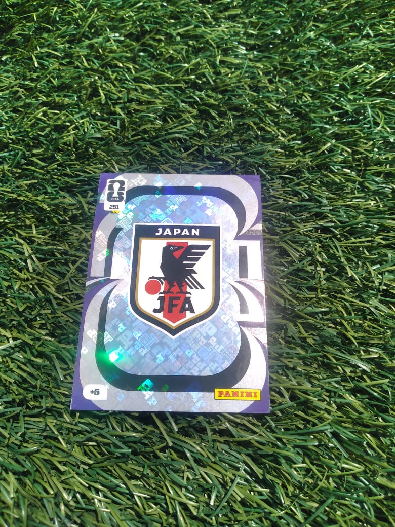 251 adrenalyn 2026 Escudo de Japon