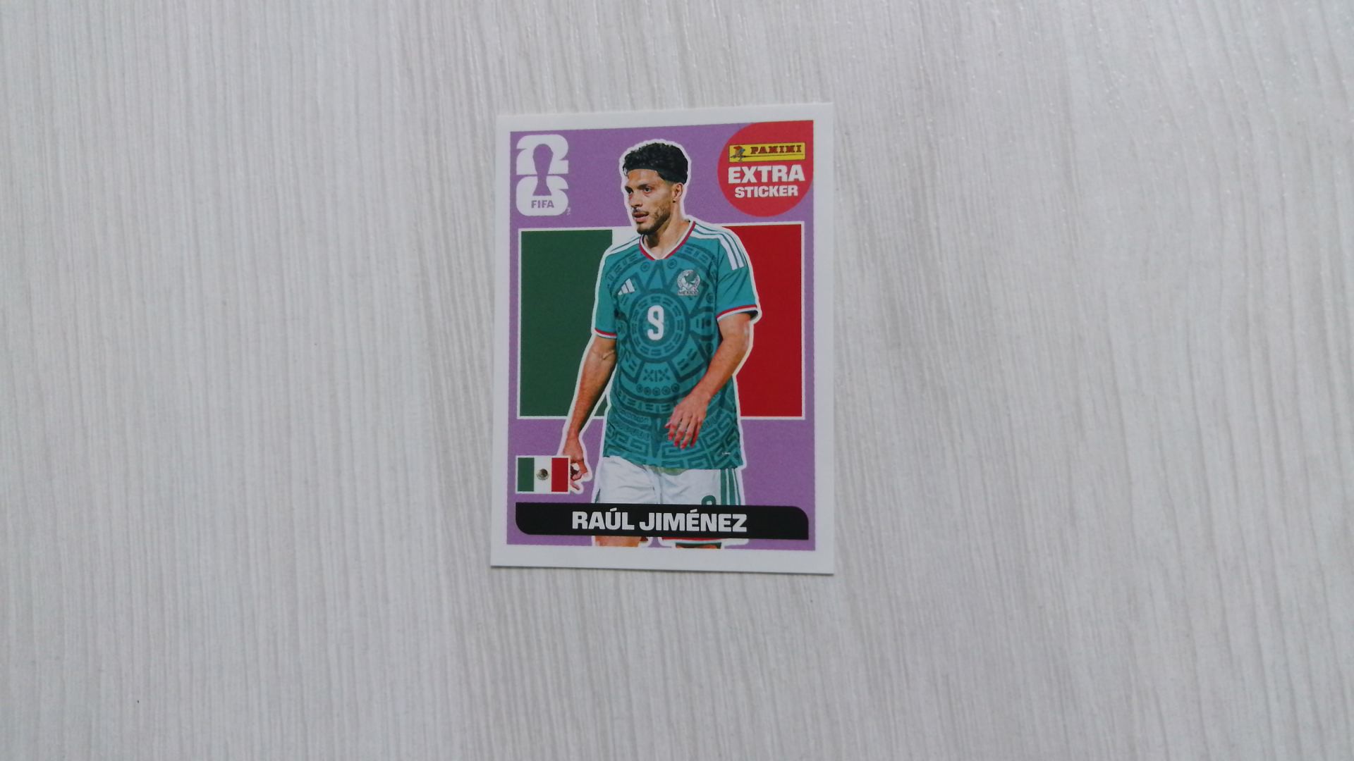 Extra sticker base de Raúl Jiménez 2026